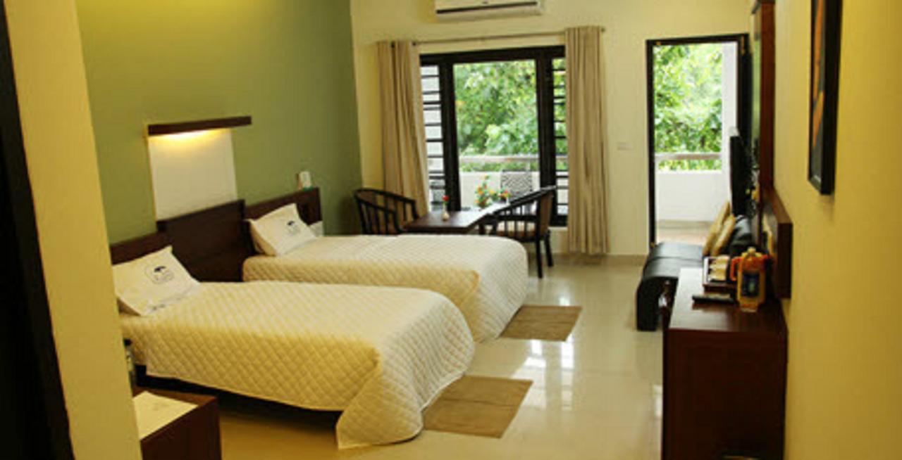 Hotel Soorya Regency Malappuram Buitenkant foto
