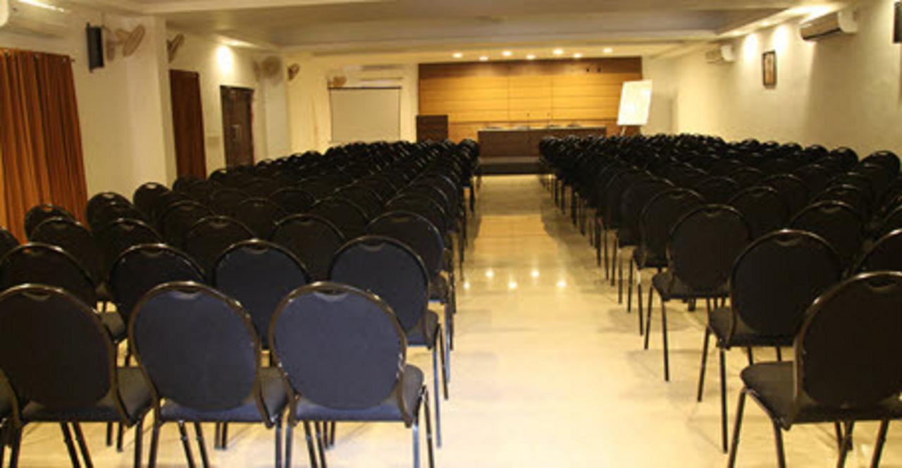 Hotel Soorya Regency Malappuram Buitenkant foto