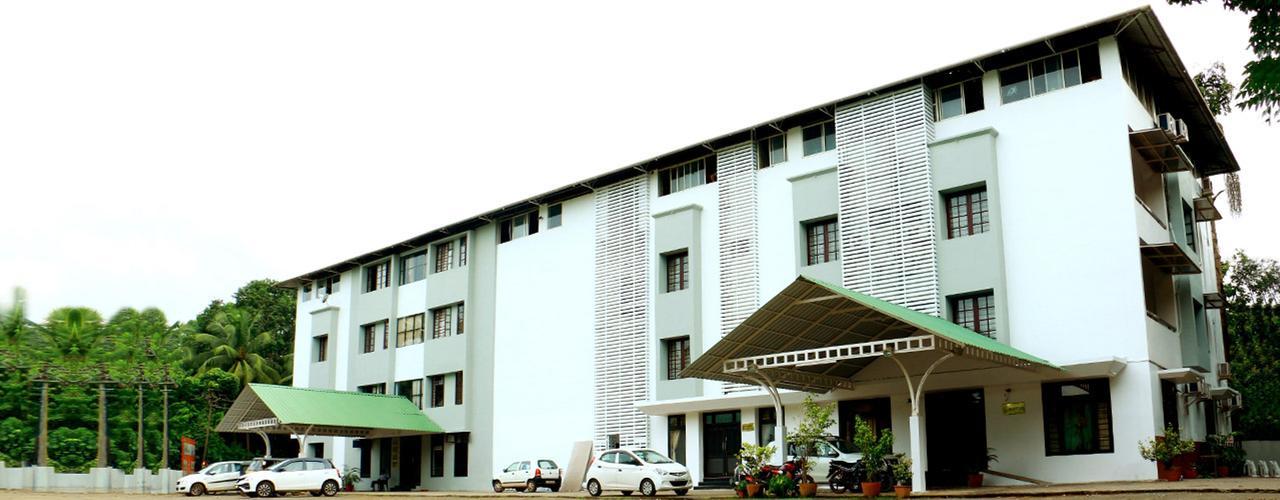 Hotel Soorya Regency Malappuram Buitenkant foto